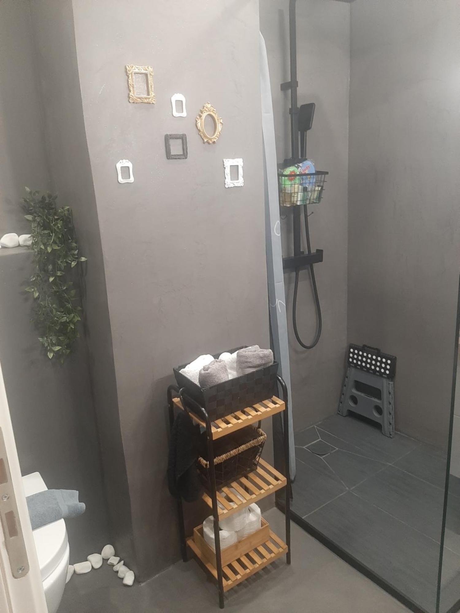 Appartement Luxury Close To Metro Athene